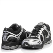 Progrid Triumph 4 black/silver Saucony