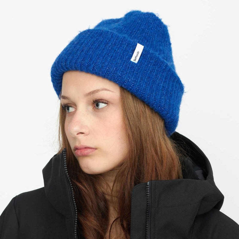 Fluffy Beanie blue Selfhood