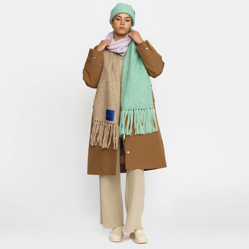 Fluffy Scarf turquoise Selfhood