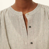 A View Blouse whiblack