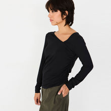 Aiala Longsleeve black