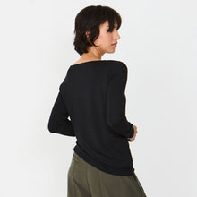 Aiala Longsleeve black