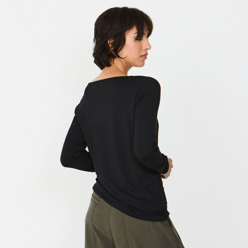 Aiala Longsleeve black