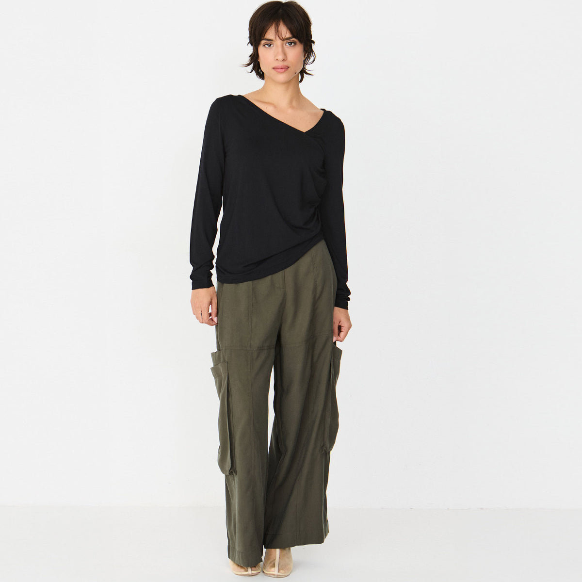 Aiala Longsleeve black