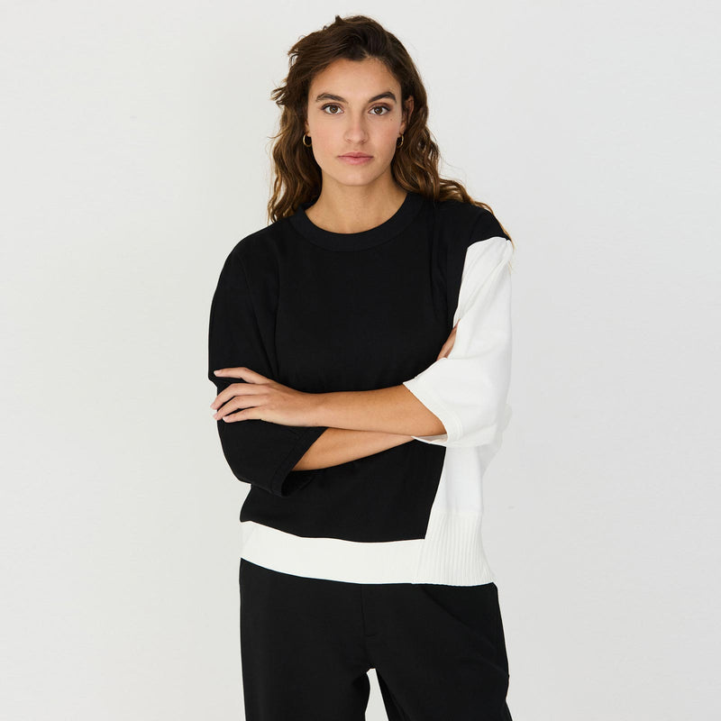 Aloria Tee black