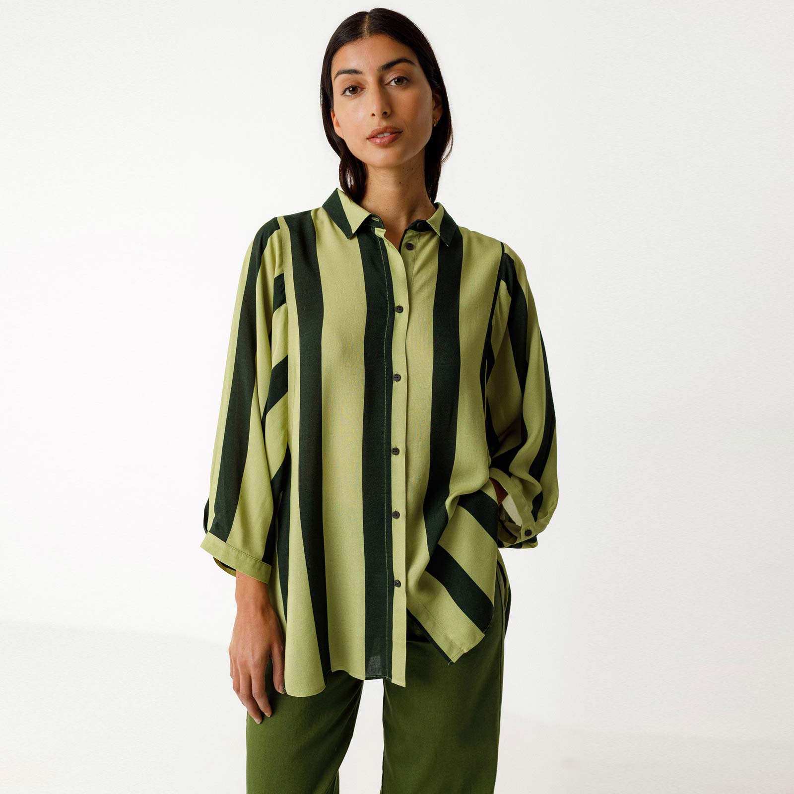 Katrin Shirt green stripes SKFK