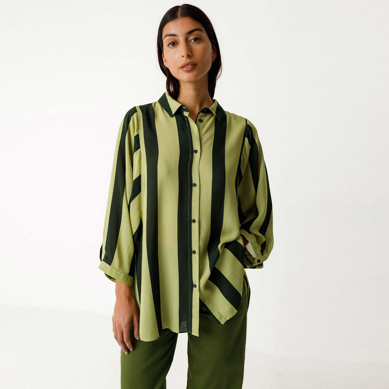 Katrin Shirt green stripes SKFK