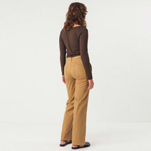Zur-7 Longsleeve dark brown SKFK