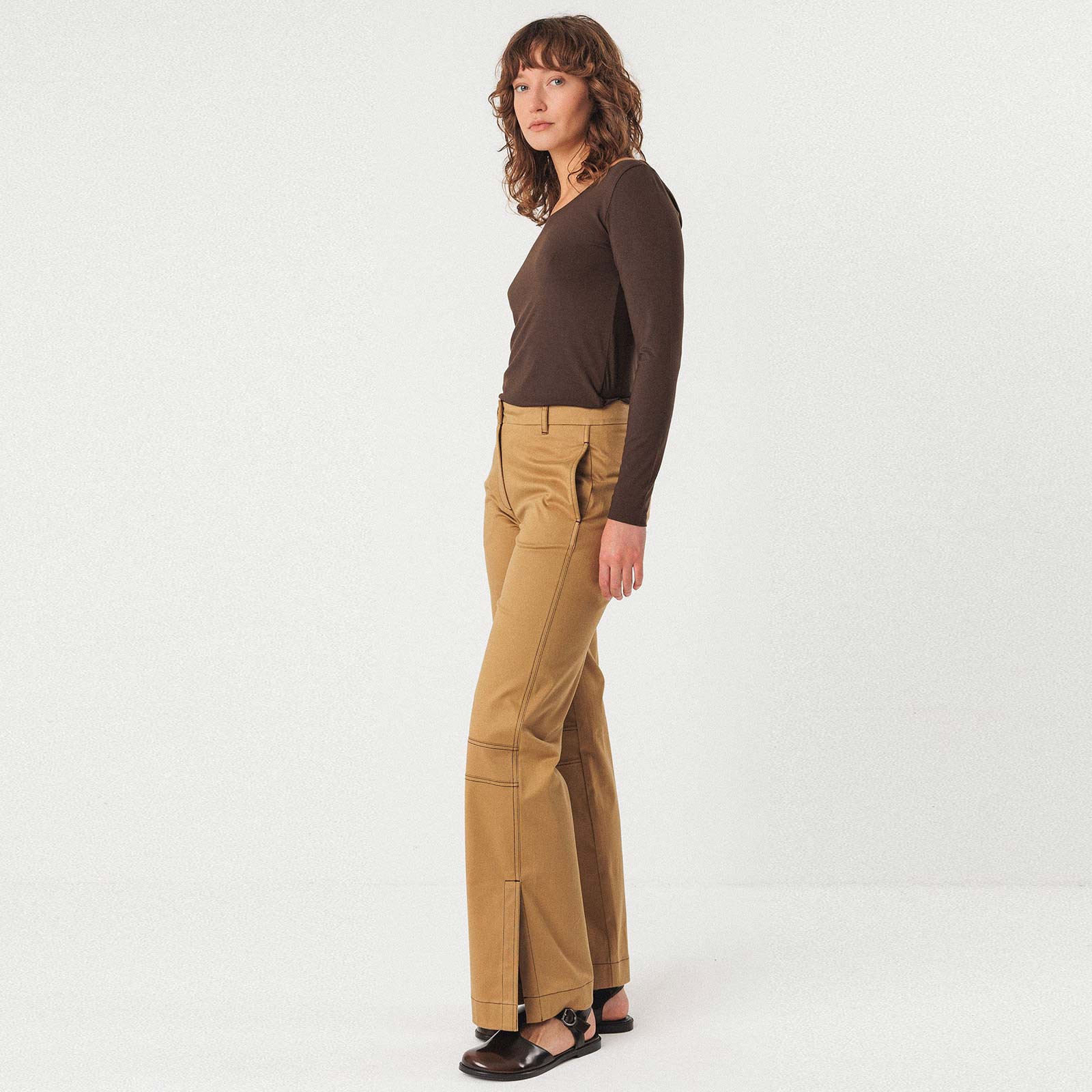 Zur-7 Longsleeve dark brown SKFK