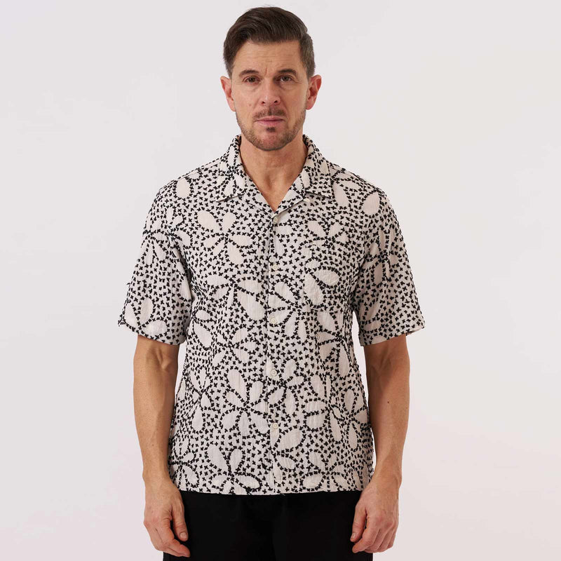 Kantha Flower Road Trip Shirt ecru/black Universal Works