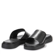 Connie Sandal 5757 black