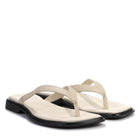 Izzy Sandal 5913 offwhite Vagabond Shoemakers