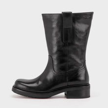 Karlie Boot black
