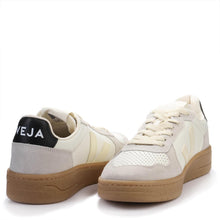 V-82 pure/calcaire/black Veja