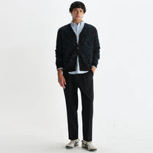 Alban Cardigan Floral Text Jcqrd black/green Wax London