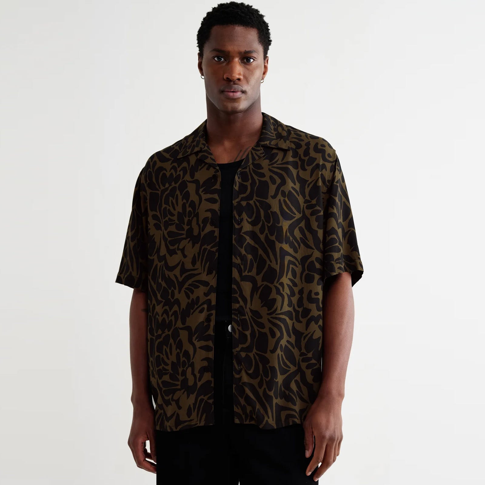 Didcot S/S Two Tone floral Shirt black/brown Wax London