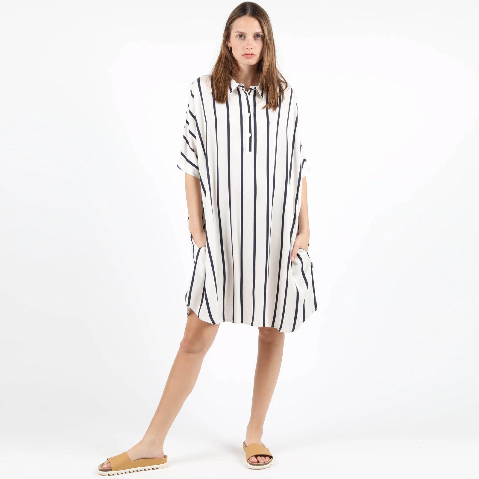 WeAvril Midi Dress off white