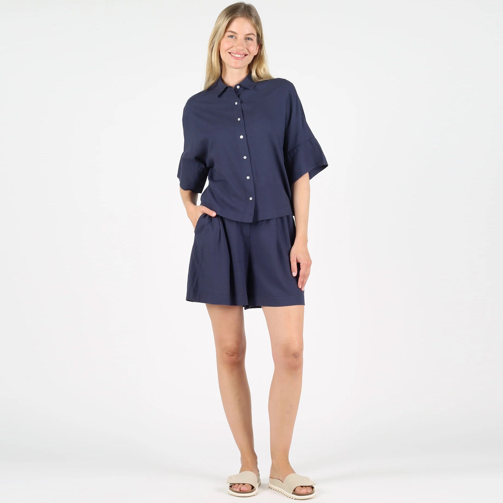 WeSara Linen Shirt dark navy Wemoto