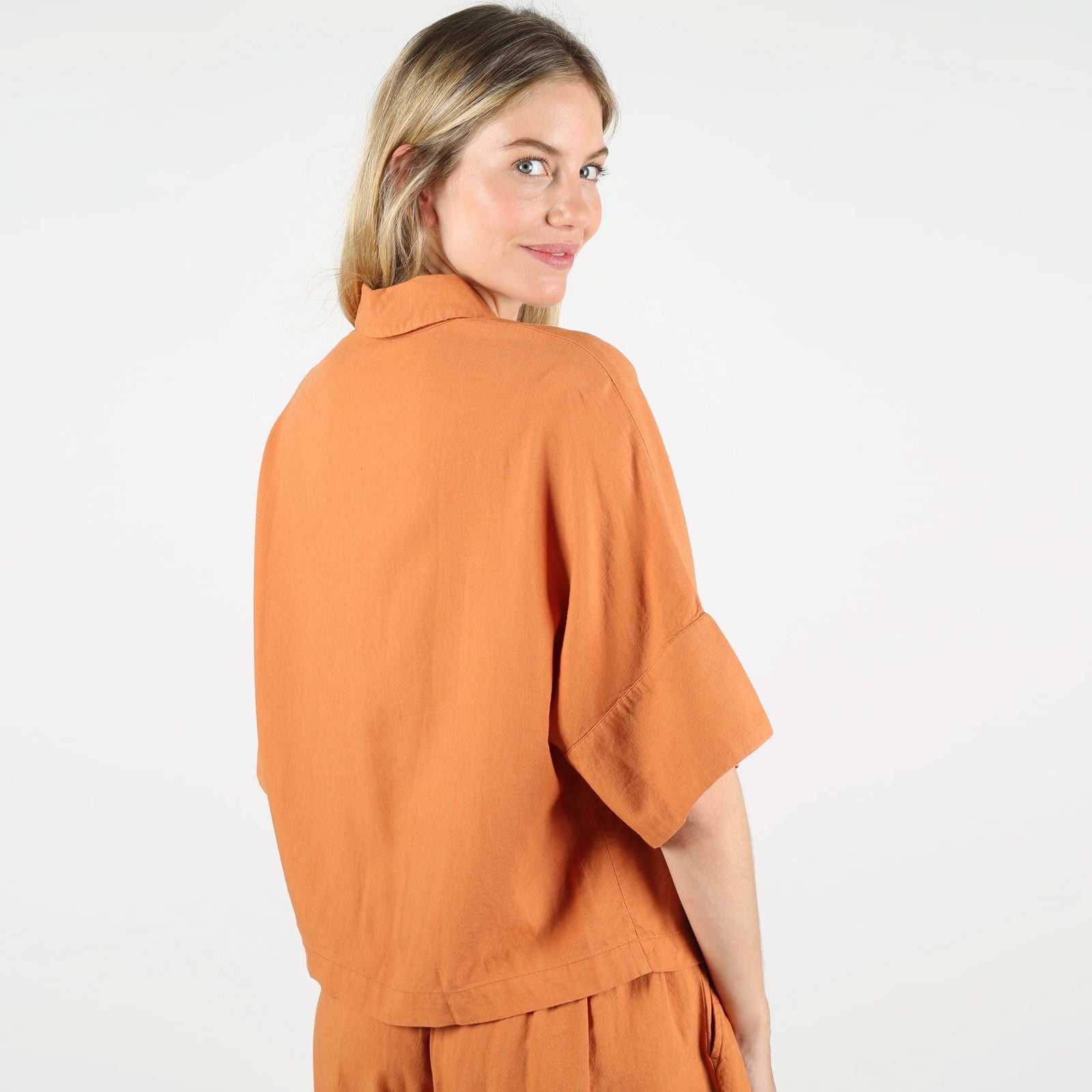 WeSara Linen Shirt terracotta Wemoto