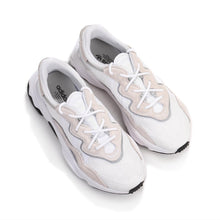 Ozweego footwear white