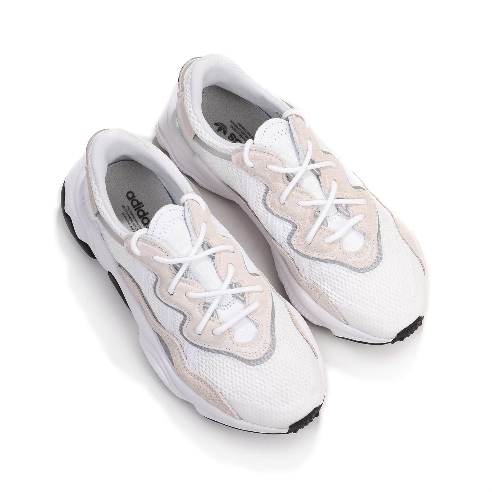 Ozweego footwear white