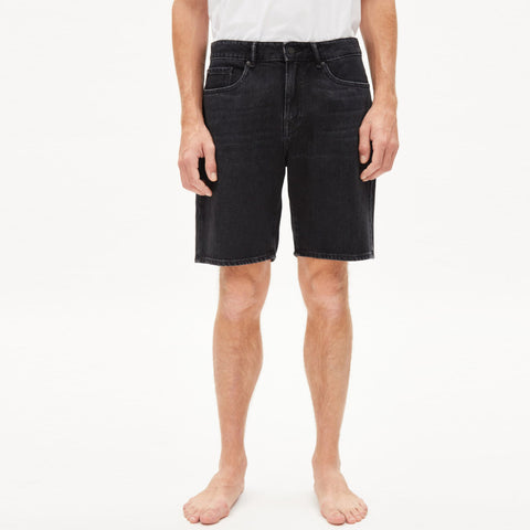 Aarvo Shorts worn out black