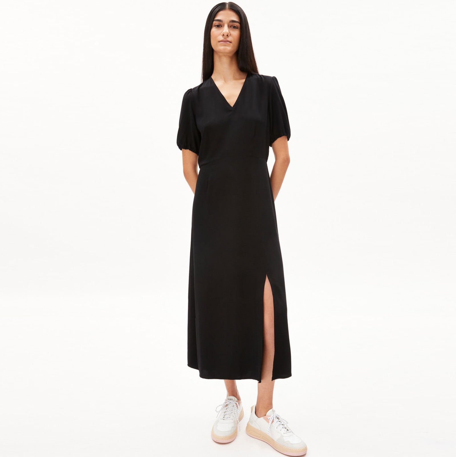 Caaitlin Dress black