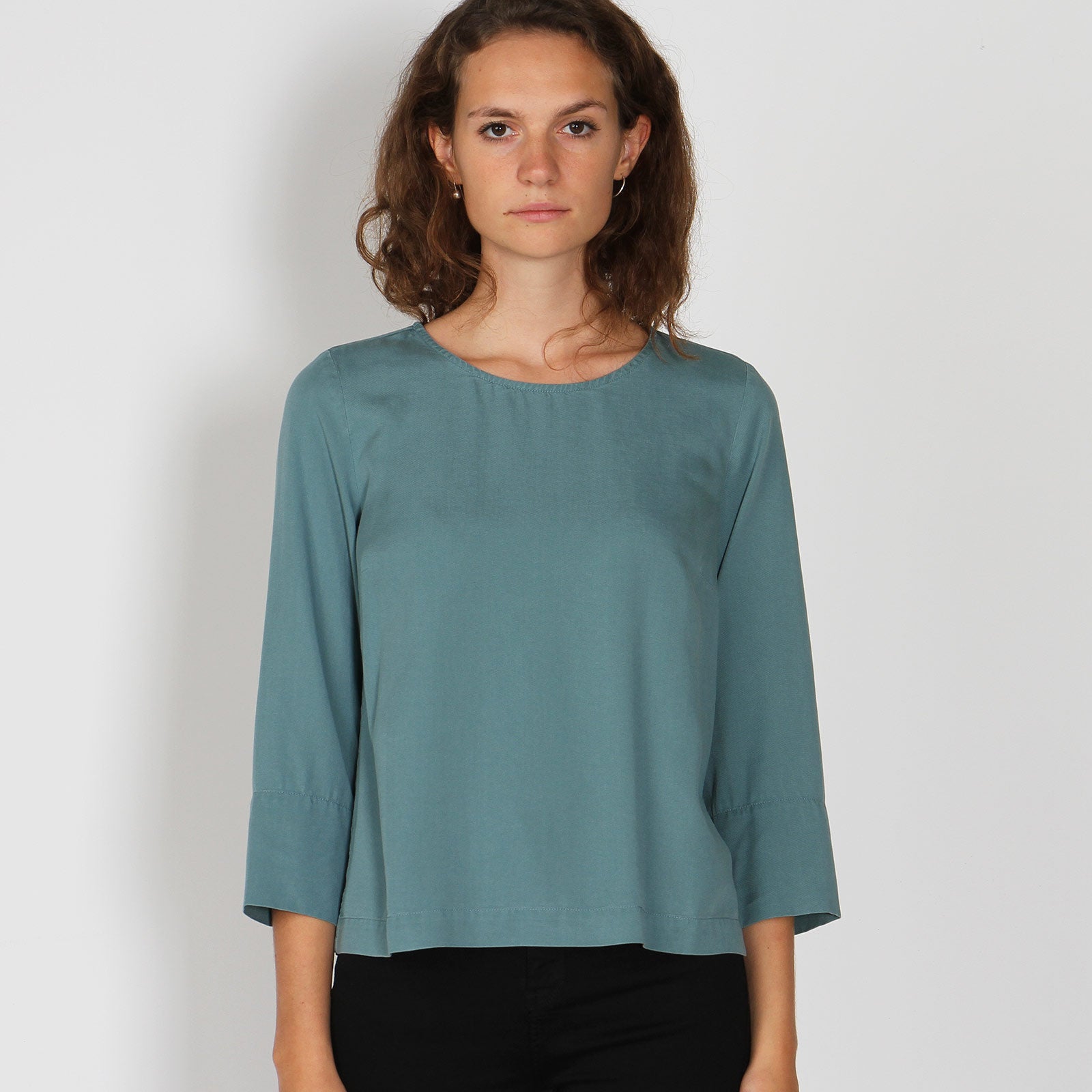 Noelaani Top soft moss