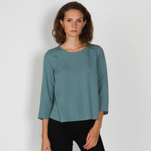 Noelaani Top soft moss