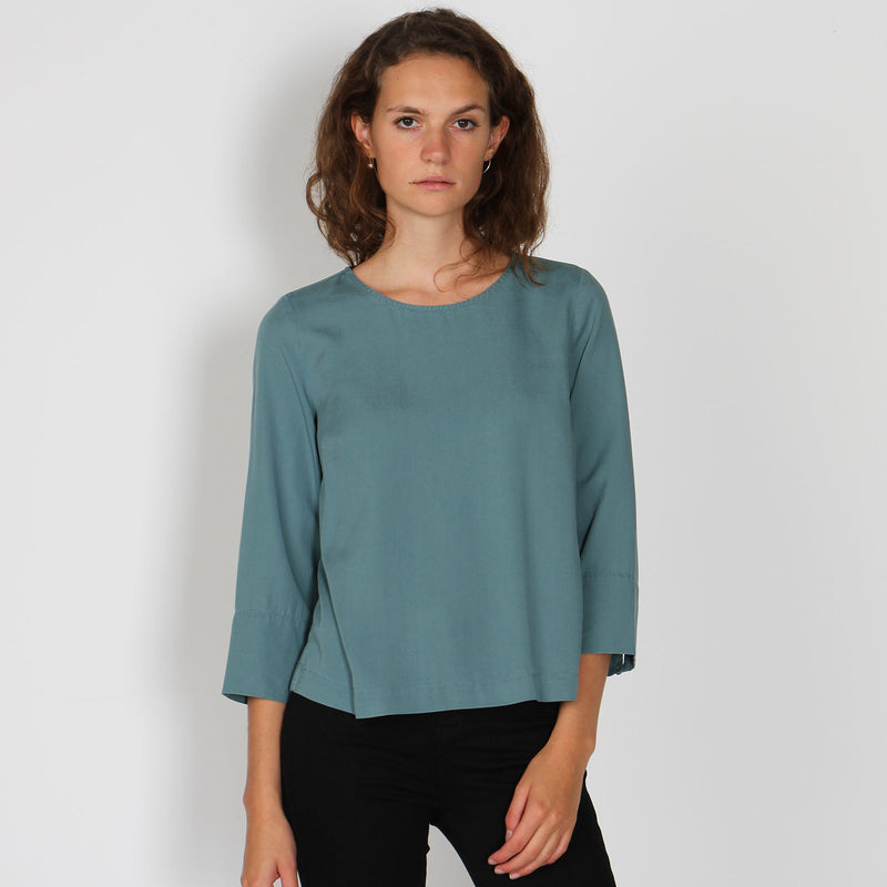 Noelaani Top soft moss