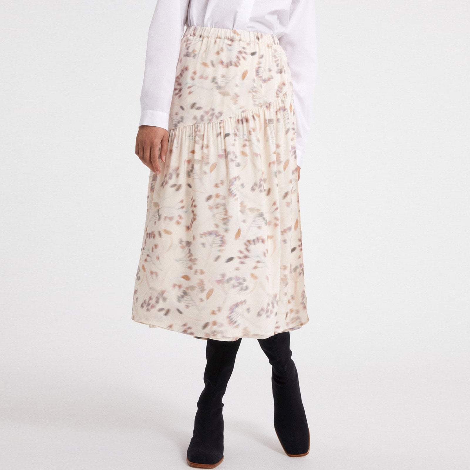 Svetlaa Pressed Flowers Skirt oatmilk