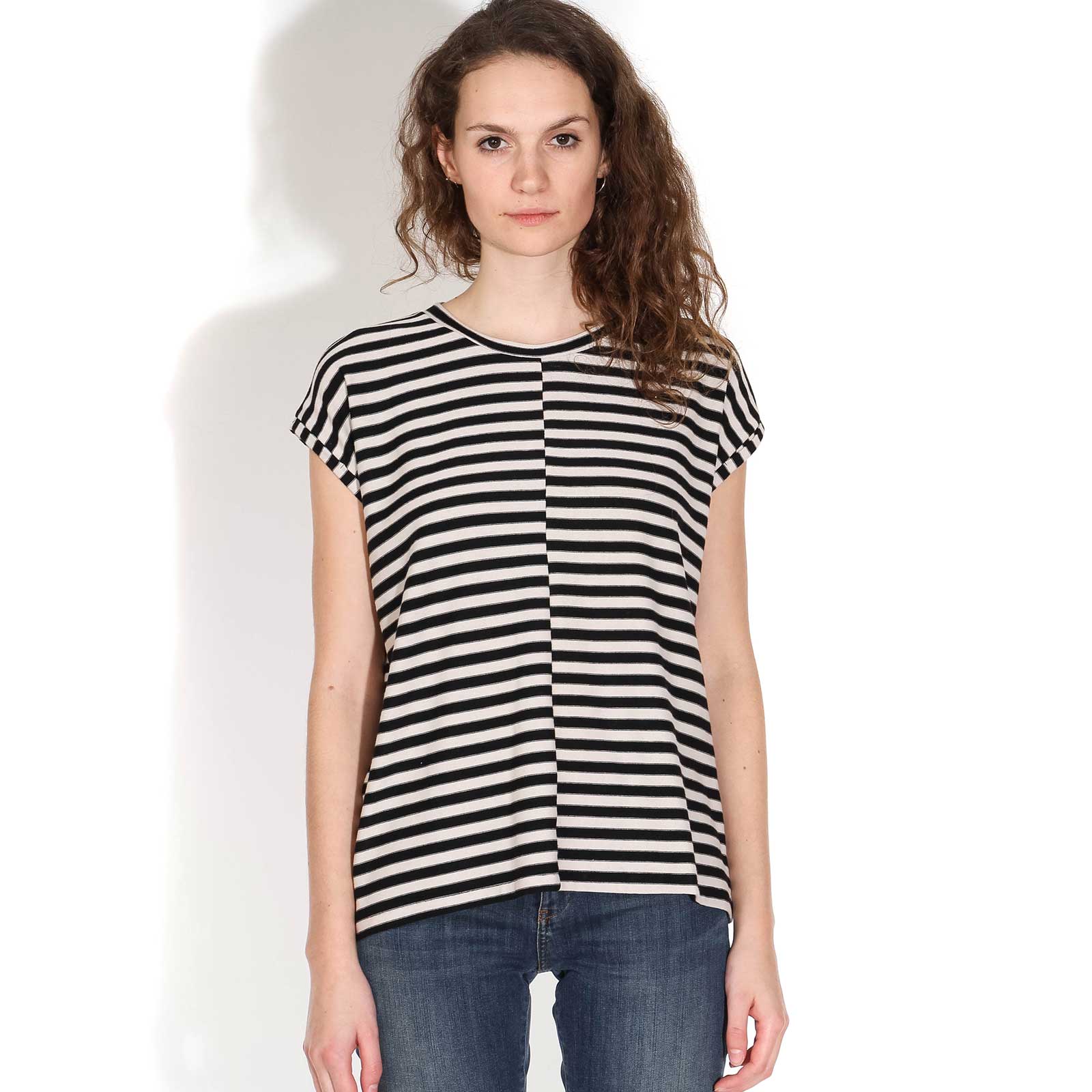 Jaarin Knitted Stripe Top kitt-black