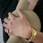 Enfold Bracelet gold