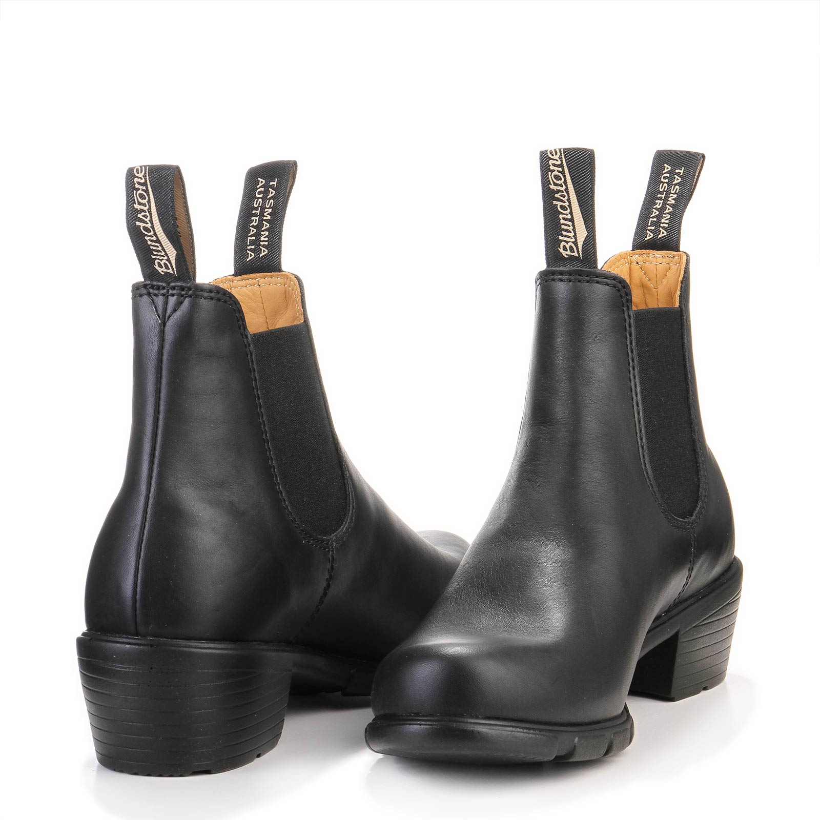 1671 W Heeled Boot black