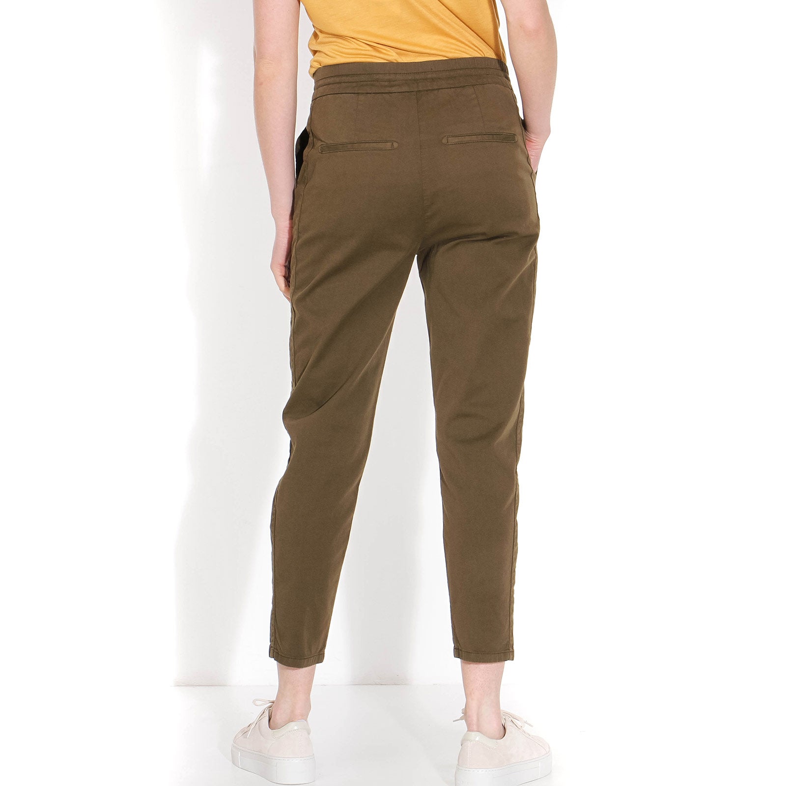 Level Pants olive