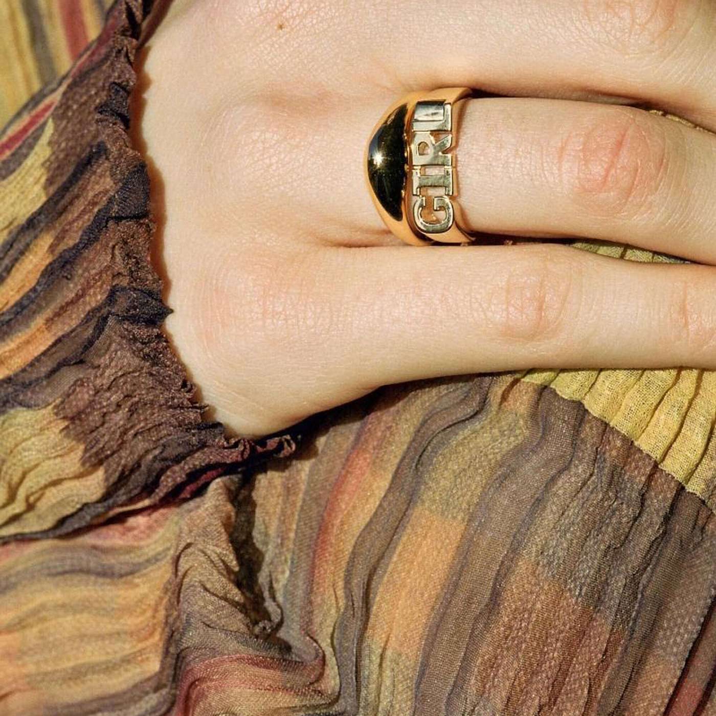 Esther Ring gold