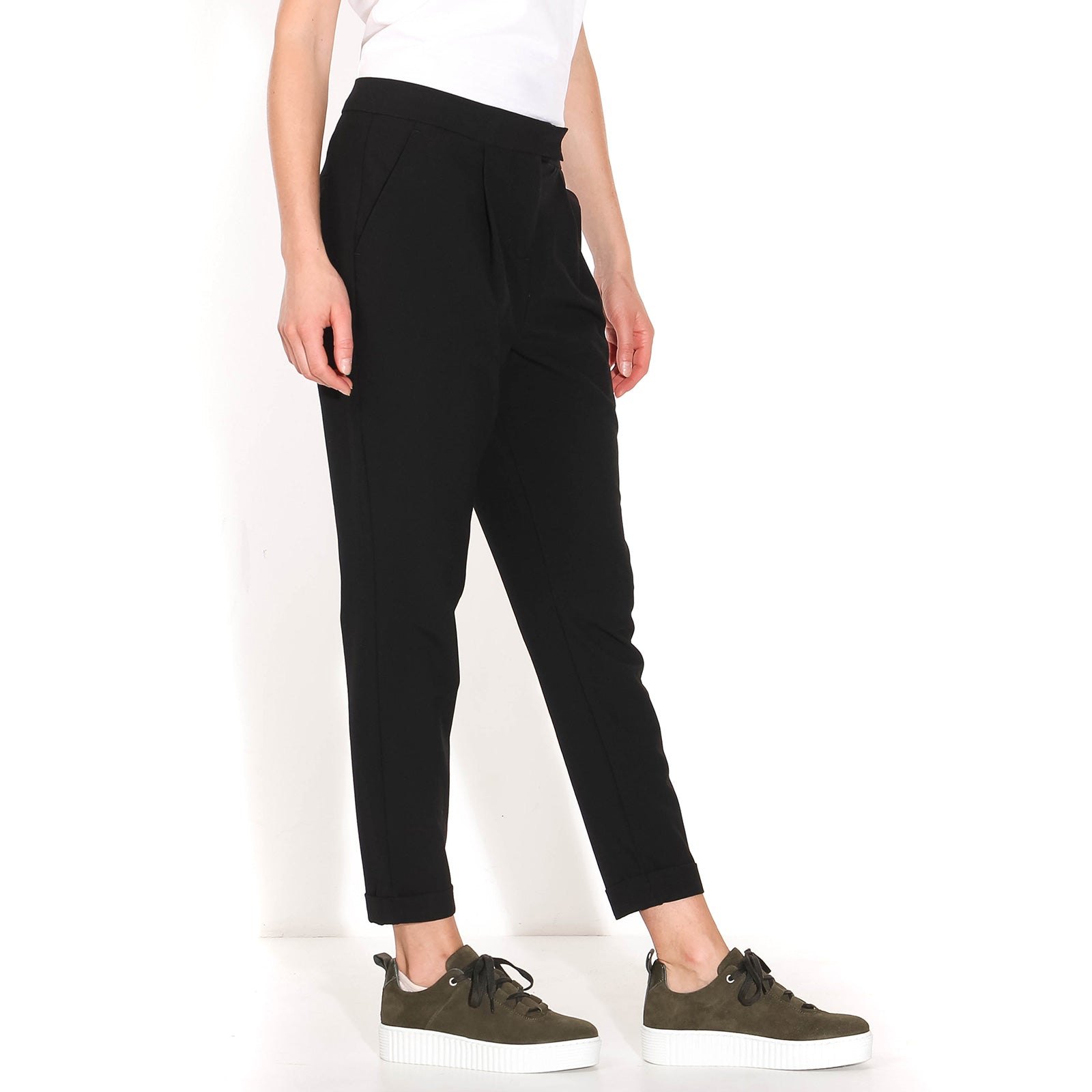 Ella Crop 547 Pant black