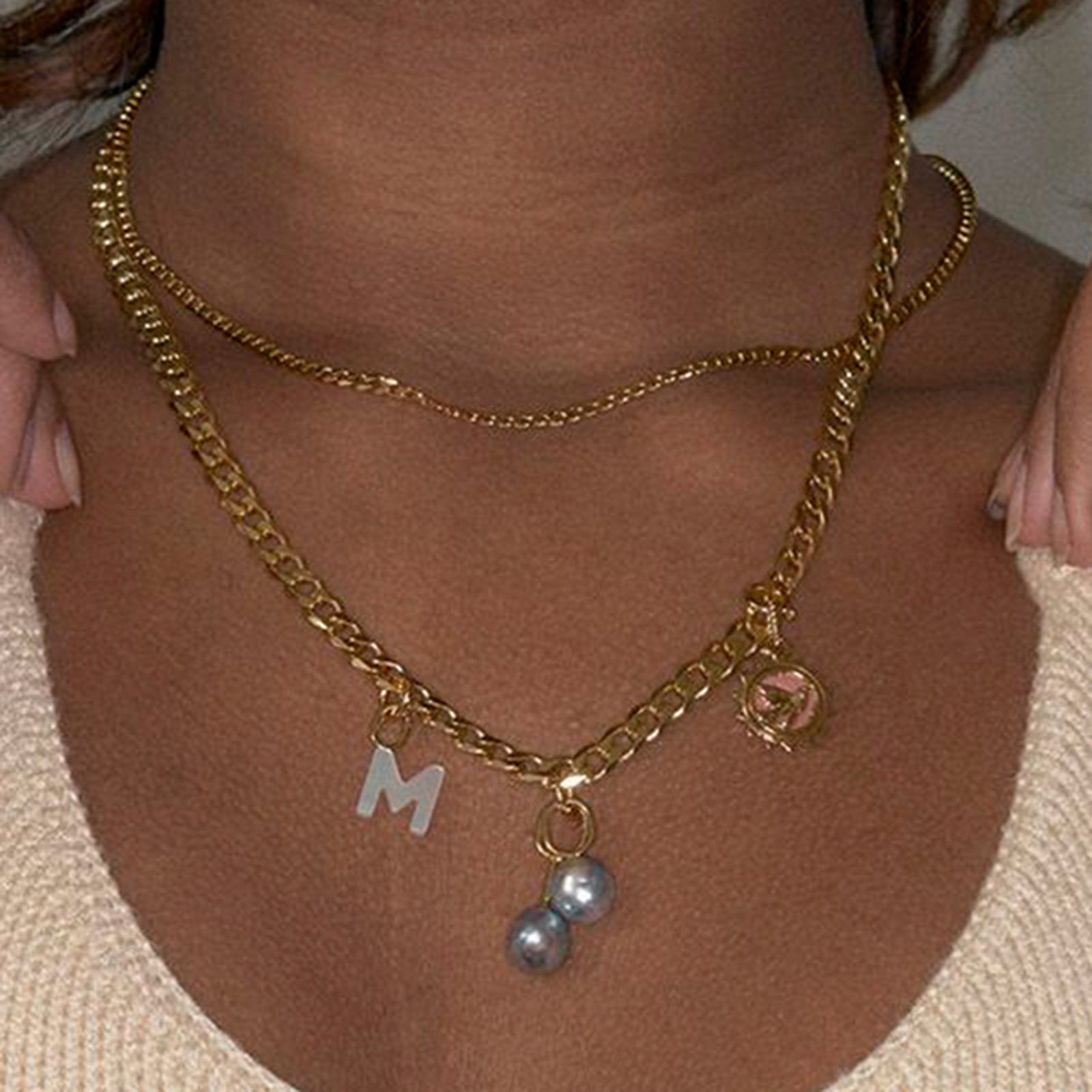 Saffi Necklace 43 gold