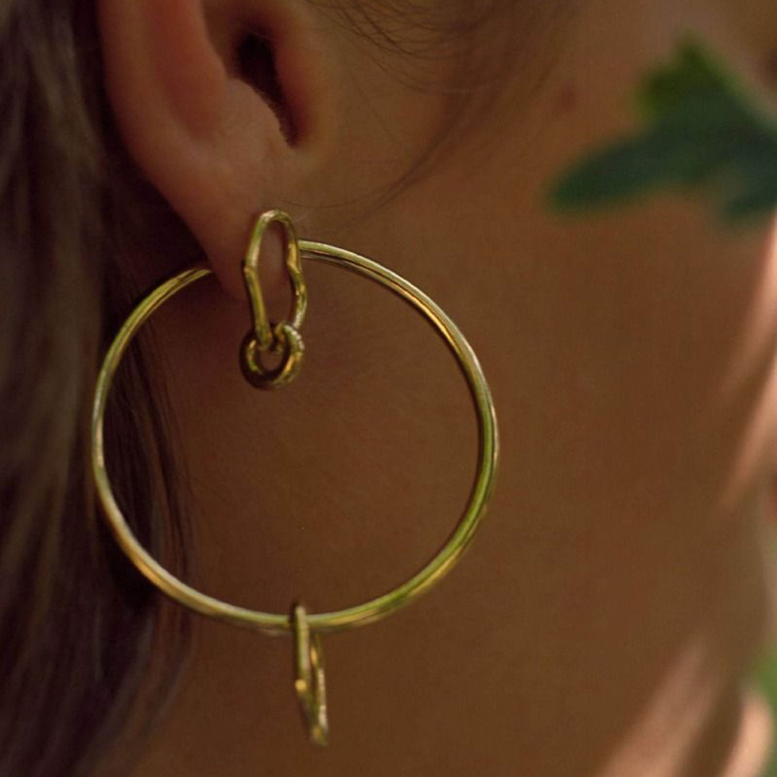 Senorita 50 Hoop gold