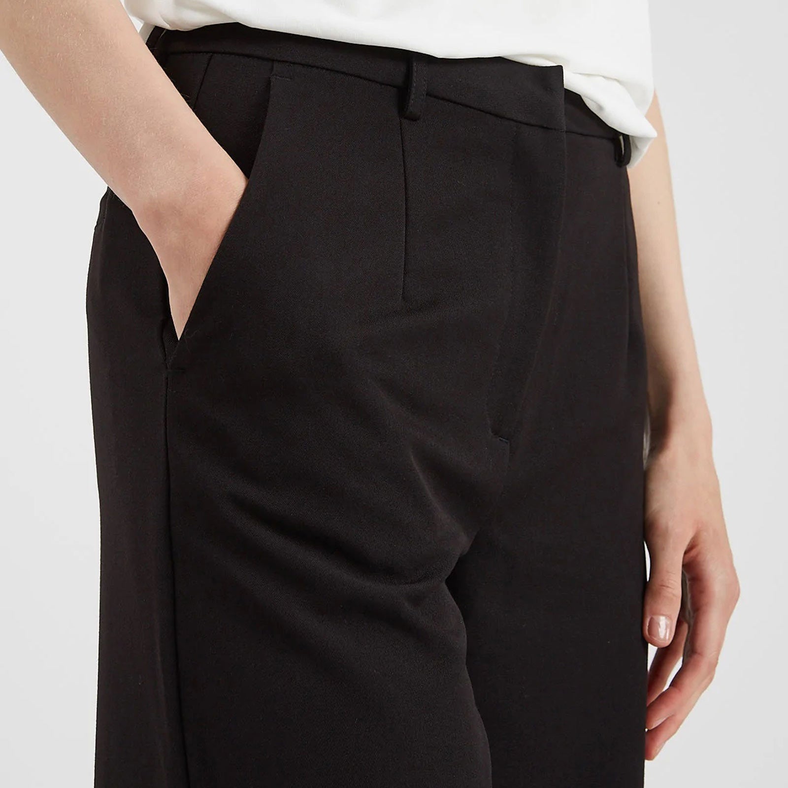 Lessa 2.0 Pants black