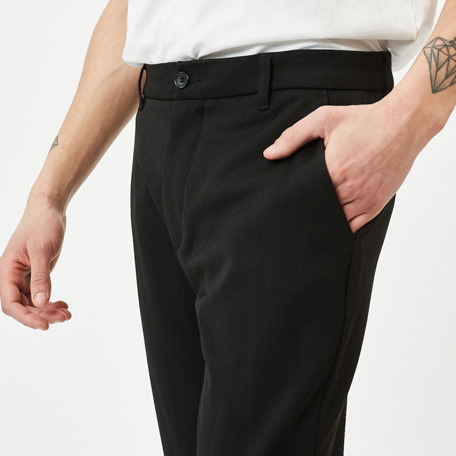 Ugge 2.0 Essentials Pant black