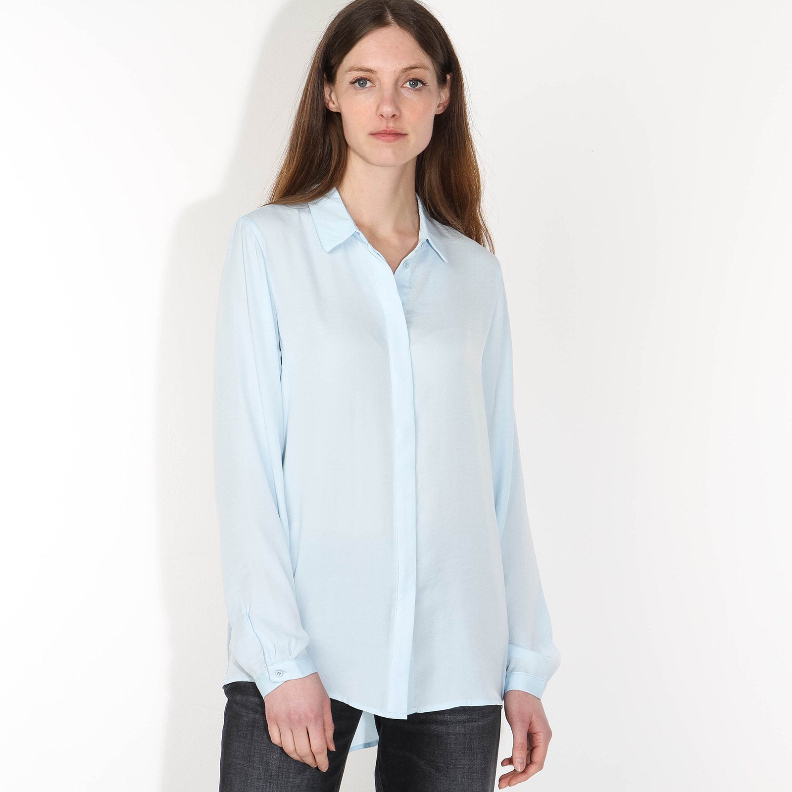 Blair Seasonal Polysilk Shirt omphalodes