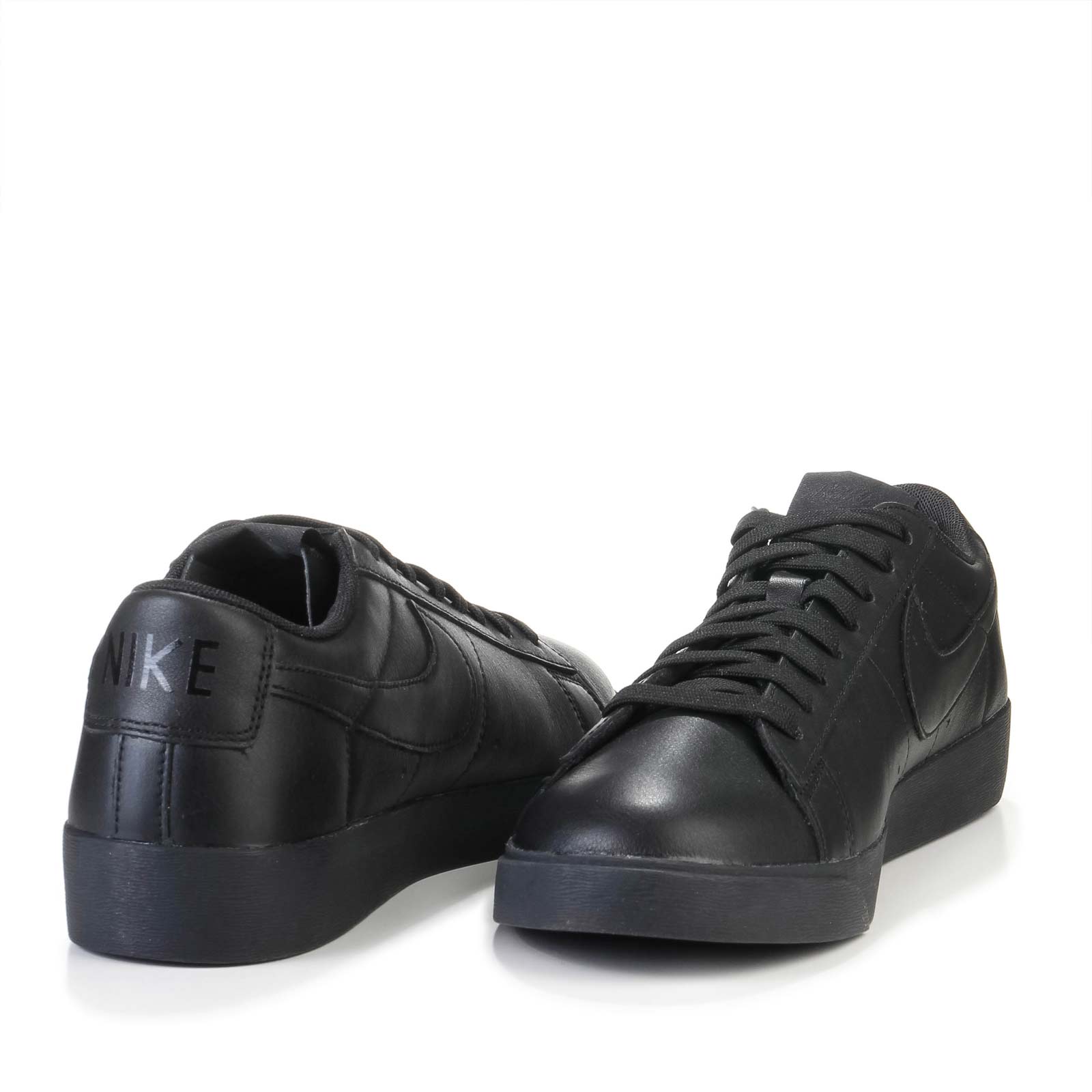 W Blazer Low LE black/black/black