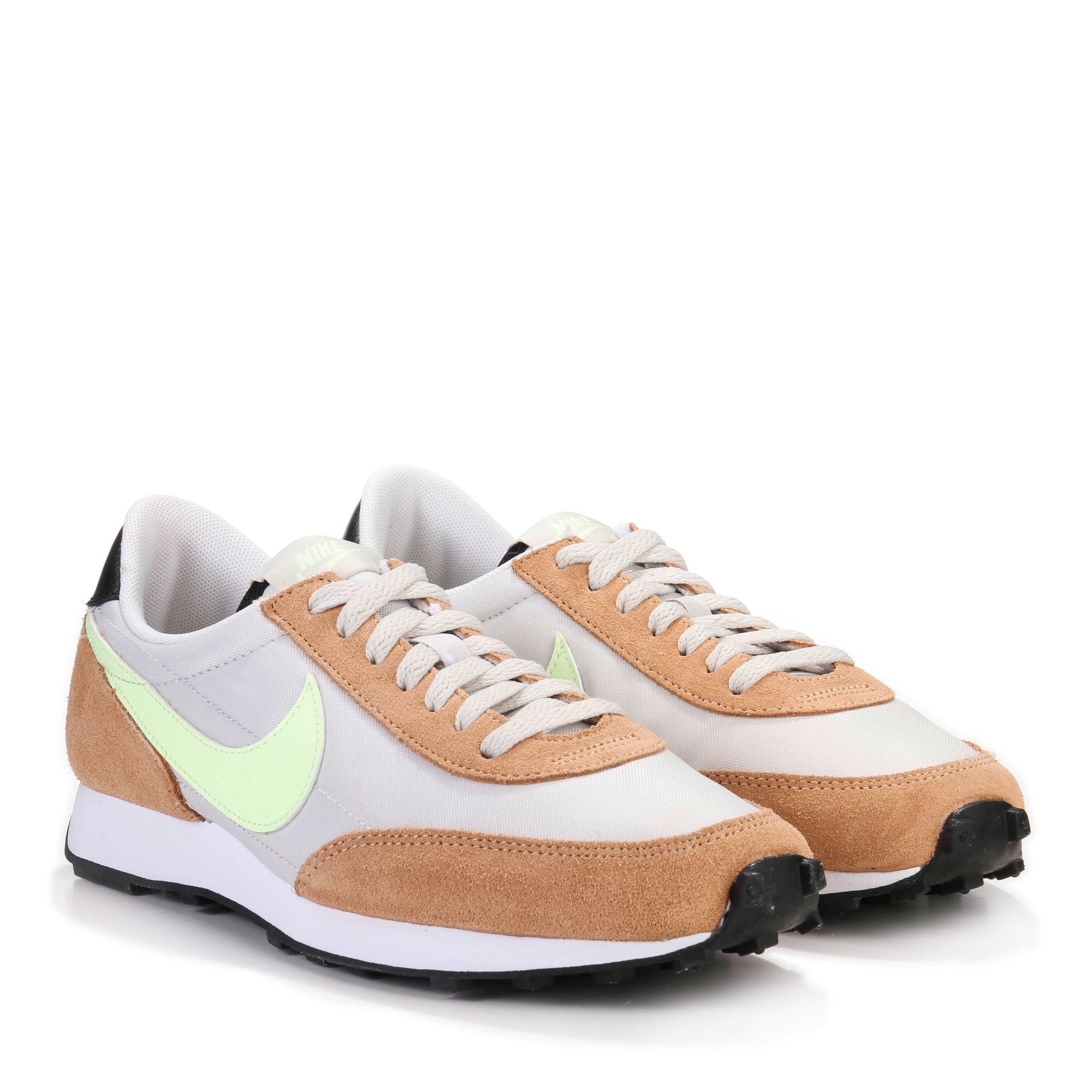 W Daybreak light bone/barely volt-praline