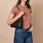 Gina Classic Leather Bag black