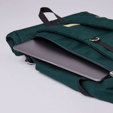 Ilon Backpack dark green w/ Leather