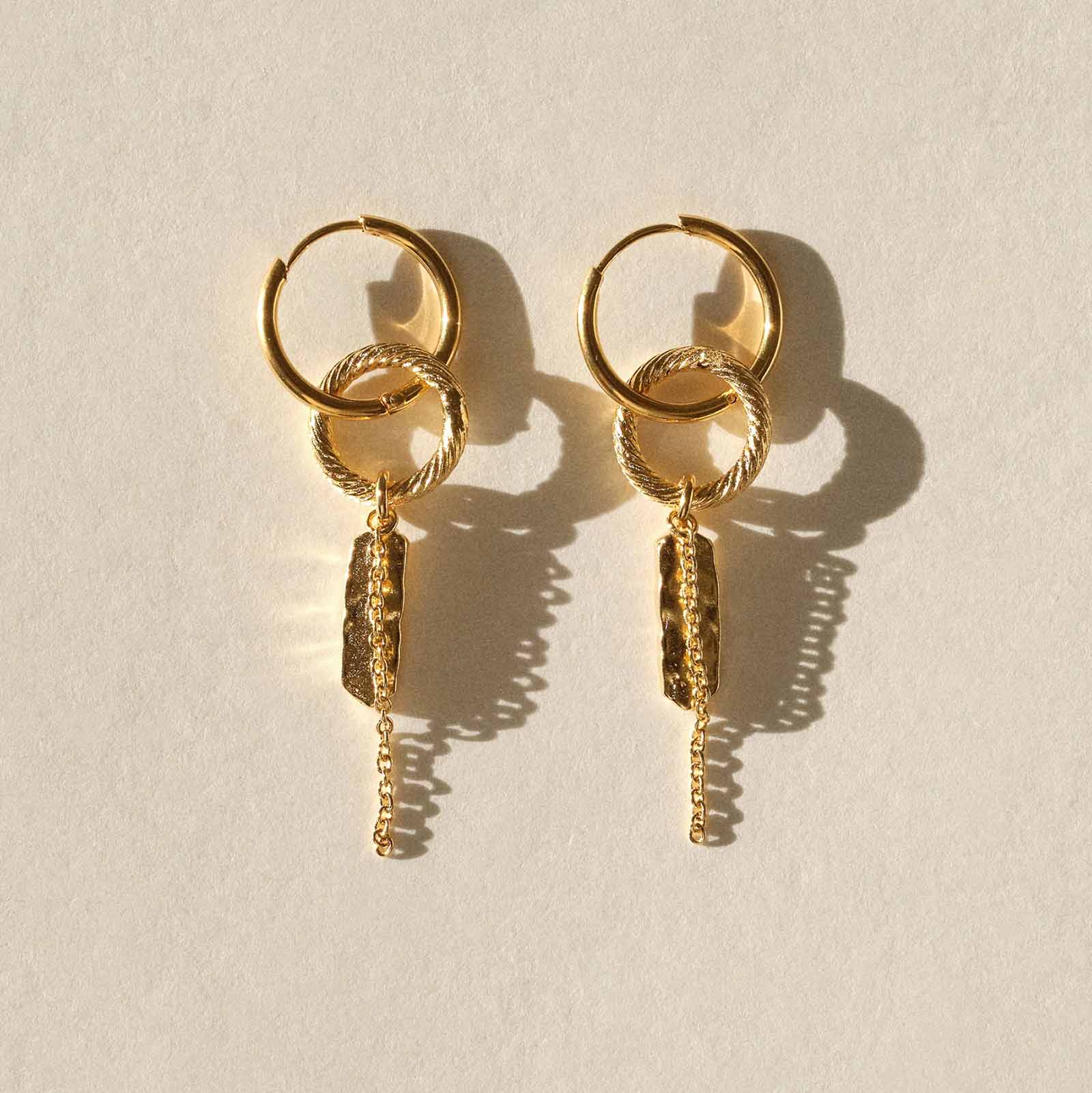 Toti Bo Earrings golden