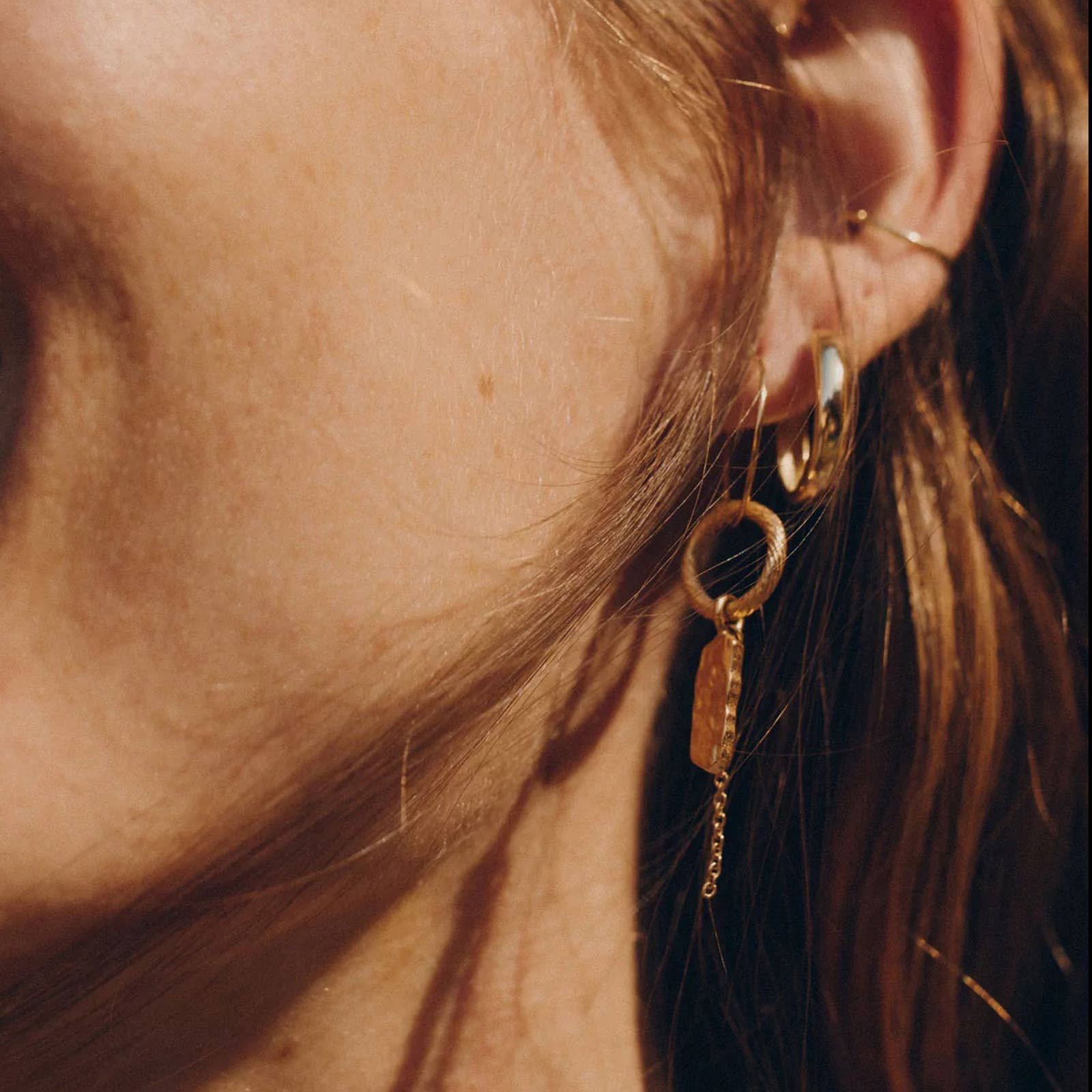 Toti Bo Earrings golden