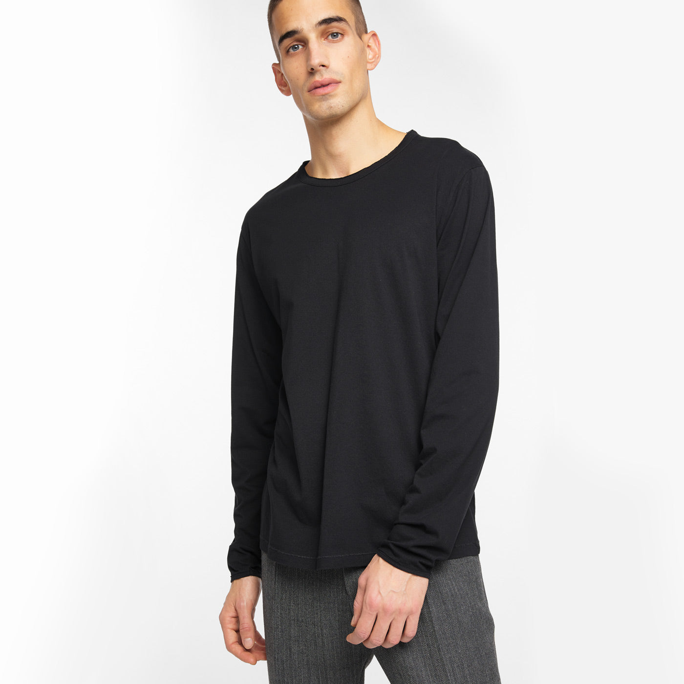 Yoshi Longsleeve black