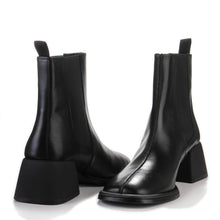 Ansie Chelsea Boot black